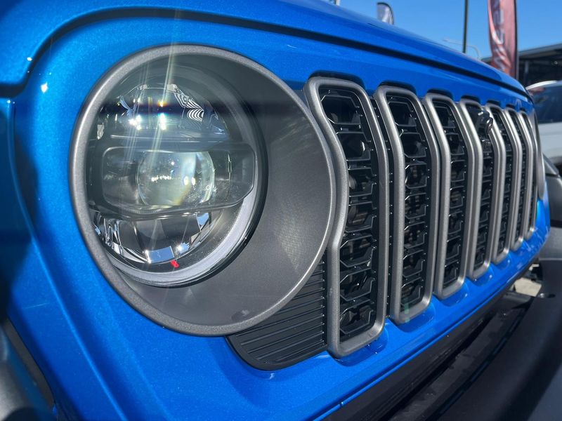 2025 Jeep Wrangler Unlimited Rubicon Auto 4x4 MY25 Photo 10