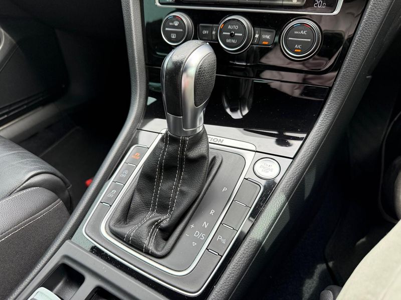 2016 Volkswagen Golf R 7 Auto 4MOTION MY16 Photo 25