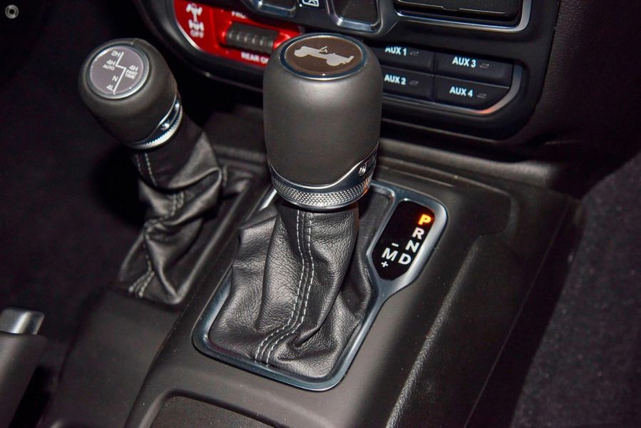 2025 Jeep Wrangler Unlimited Rubicon Auto 4x4 MY25 Photo 14