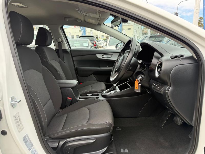 2024 Kia Cerato S Auto MY24 Photo 16